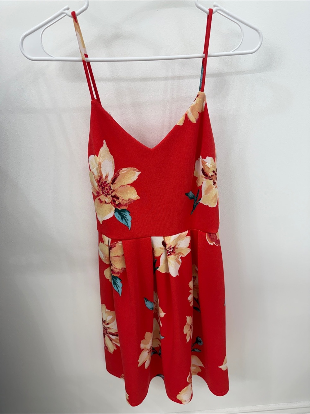 Monteau Los Angeles Red Dress - Size M